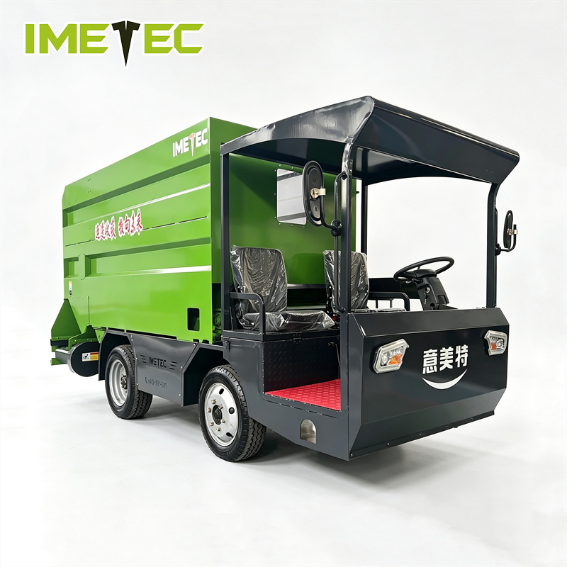 4WD Electric Feed Distribution Silage Wagon Spreader Hay Spreading Car