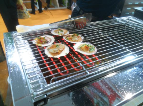 Electric Smokeless Multi-Function Commercial Barbecue Grills For Restaurant , Hotel , Canteen