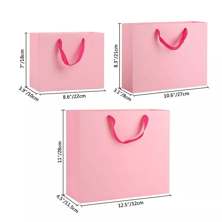 Custom Luxury Paper Gift Bag Recyclable Gift Bags Handle Paper Packaging Bags