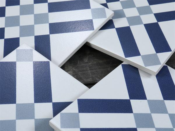 200x200mm de parede impermeável azulejos rústicos de cerâmica para varanda e azulejos de piso de interior azul e branco para banheiro