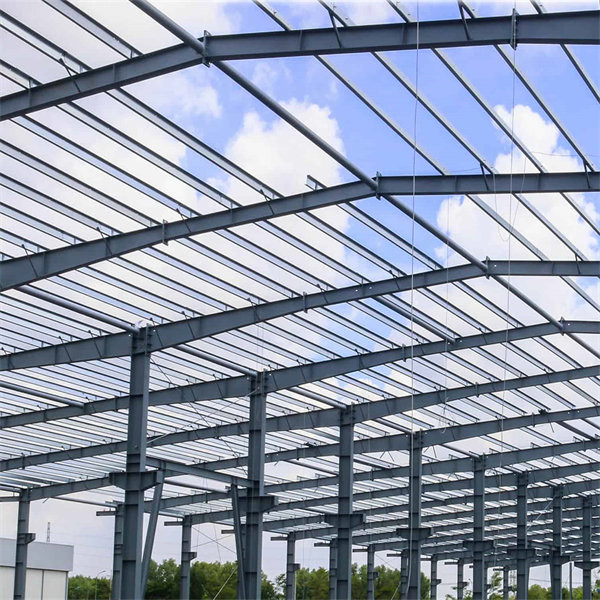 A large-span light steel structure processing workshop with crane beams