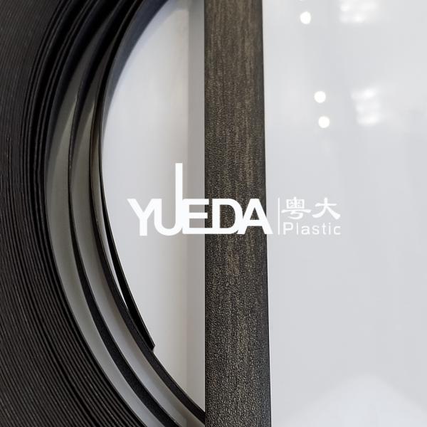 Matte Embossed Wood Grain Edge Banding Tape M6832 Realistic Texture Stylish For Furniture