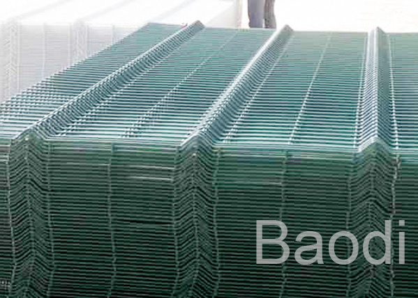 Courtyard Metal Mesh Fence Panels , Vinyl Coated Welded Wire Fence For Industry Zone
