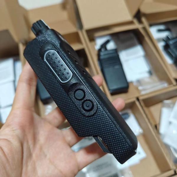 Motorola UHF Walkie Talkie DMR Digital Radio 10KM Range IPX7