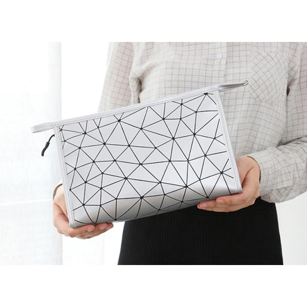 Custom logo portable large capacity simple waterproof travel toiletries storage bag