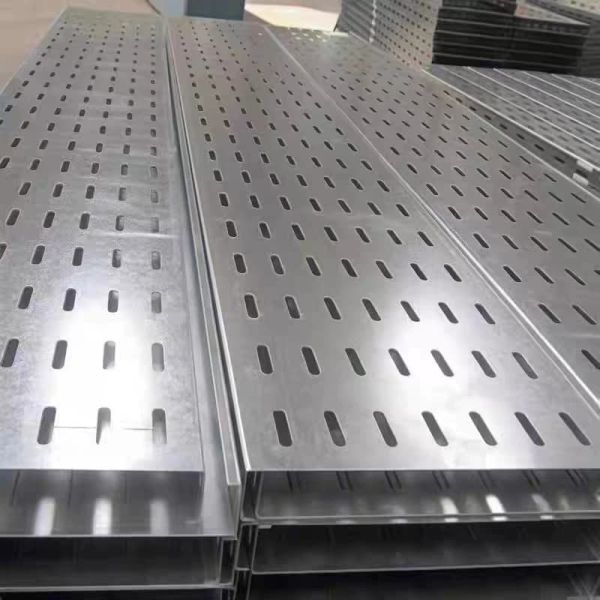 Ventilated Aluminium Perforated Cable Tray Trunking For Network Industrial Construction