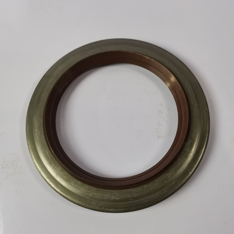 Manufacturer Wholesale FAW Truck Parts Front Wheel Oil Seal 106/110*154*17
