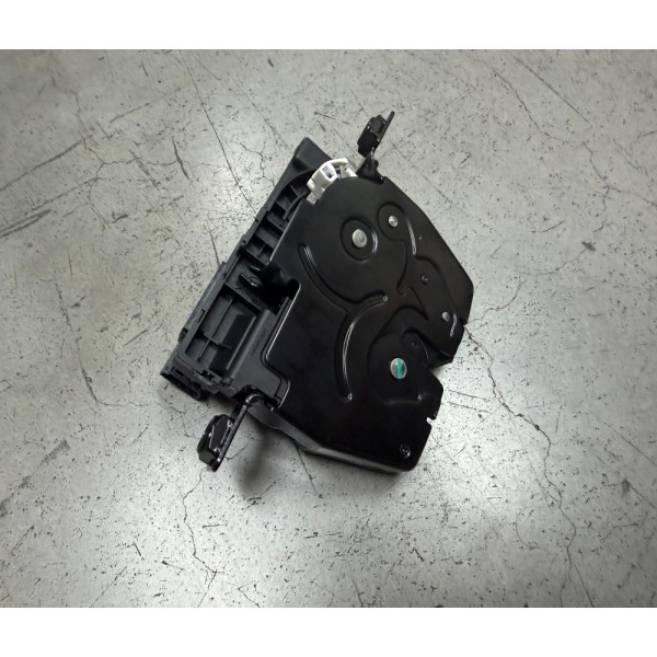 Classic High-quality 7 Series F01 F02 F04 LCI Rear Luggage Compartment Lock Blocks Naturally Aspirated Engine for BMW