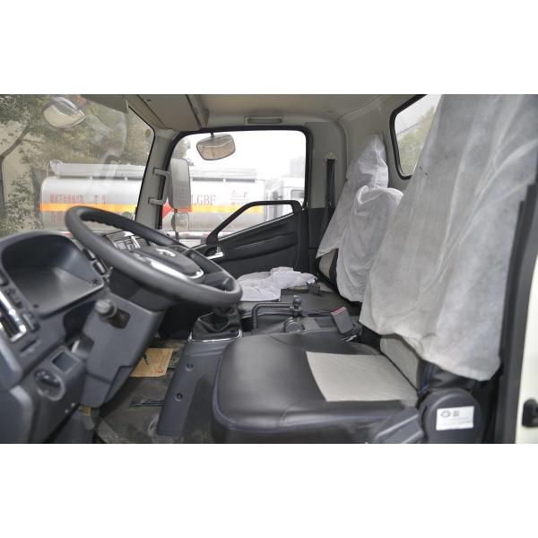 Небольшой 5 кубический нефтяной танкер 4*2 Джифанг топливный танкер грузовик Двойные задние шины