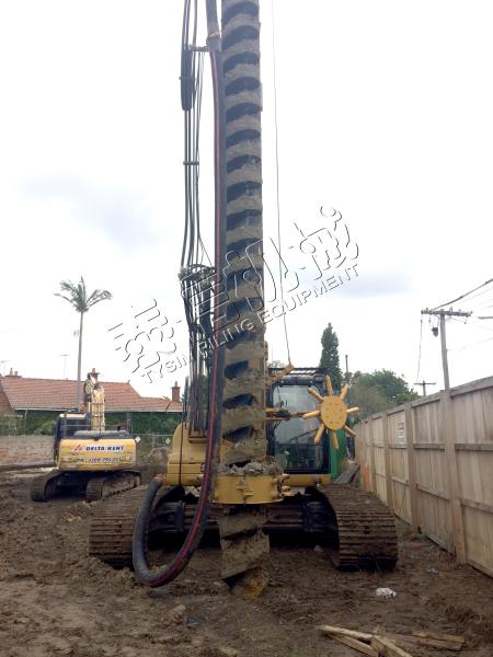 20 M Drilling Depth CFA Hydraulic Rig Machine KR220M , Rotary System Drilling Rig Max. Diameter 800 Mm