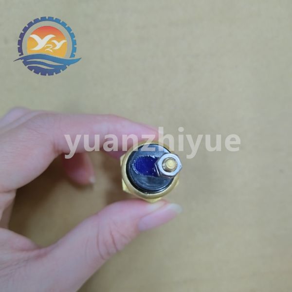 6HK1 Water Temperature Sensor 8-97125601-1 for Isuzu /Hitachi EX120-5 EX200-5 EX300-5 EX400 Coolant Temperature