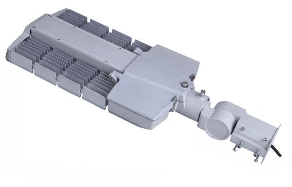 Le lumen 130 par watt 120W a mené le blanc naturel de Dimmable de réverbère avec le connecteur