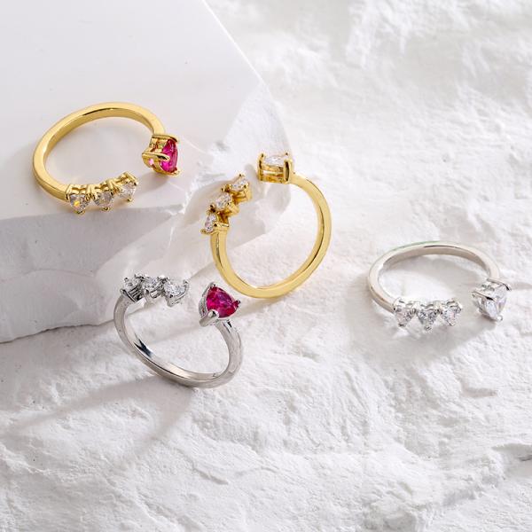 Zircon 18k Gold Plated Heart Diamond Rings Adjustable For Engagement Wedding