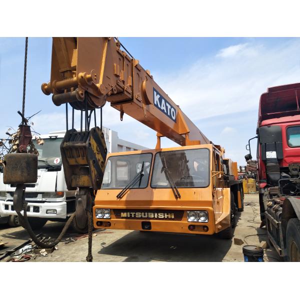 49 Km / H Max Speed Used Cranes 2.3 Cbm Bucket Capacity Mitsubishi Engine