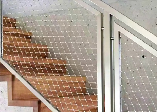 Stainless Steel 304 Cable Mesh 1.6mm Diameter 30mm Mesh