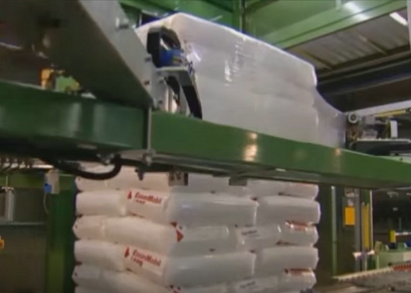 Waterproof Auto Stretch Hood Machine For Palletized Cartons Dustproof