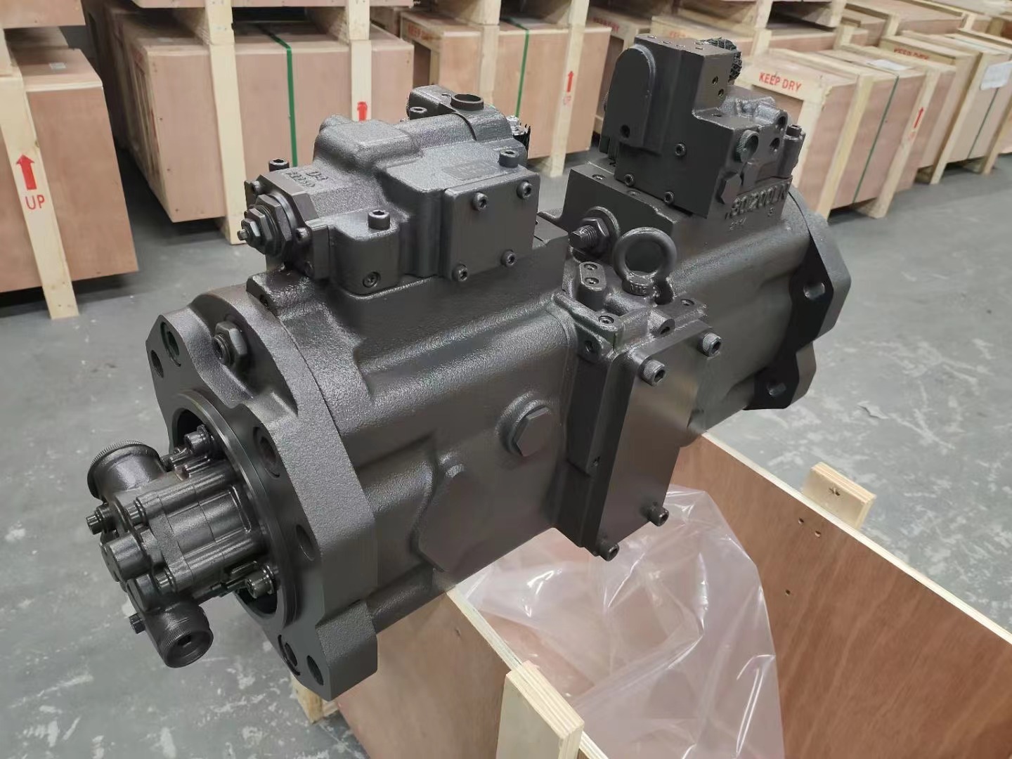 K5V200DTH-9Y6A Excavator Hydraulic Pump For Crawler Excavator SH480 Factory