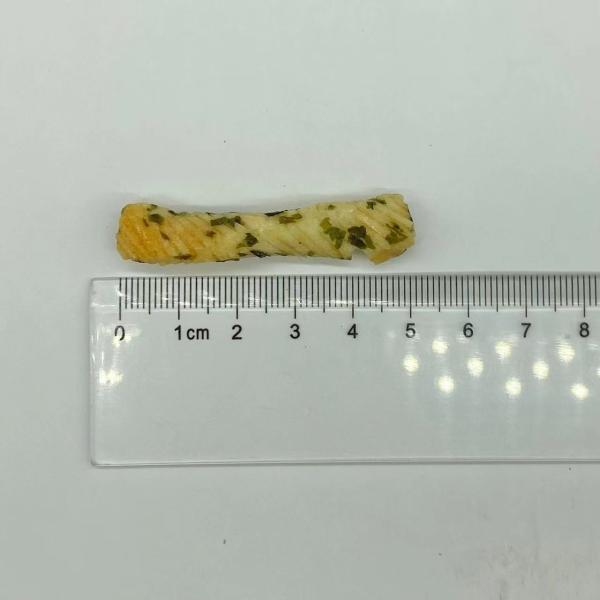 Japanese Thailand Green Seaweed Rice Cracker Snacks Spiral Shaped