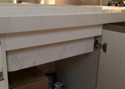Da pedra artificial de quartzo da bancada da cozinha deslizamento não afiado ou lustrado de quartzo