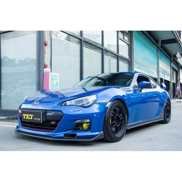 BBK для Subaru WRX / STi Большой тормозный комплект Передний P60S кованые 6 поршневые калибр 18 дюймового колеса