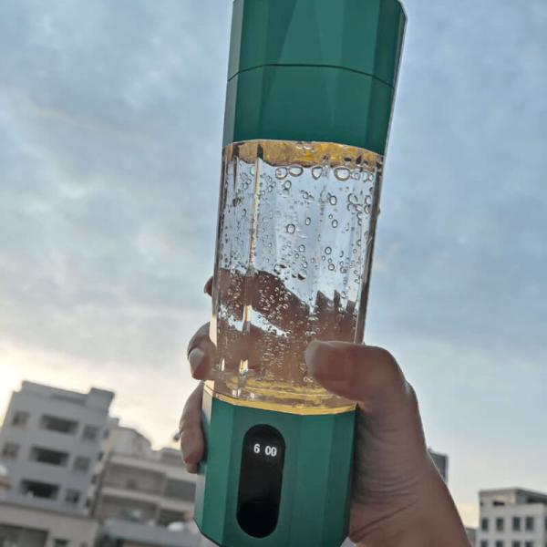 7w Hydro Bottle H2 Generator Integrated Suction And Drinking 5000ppb-6000ppb