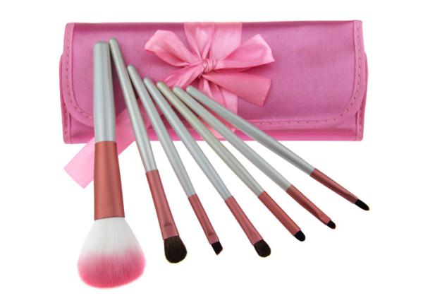 Wood Handle Custom Professional Travel Makeup Brushes With Cosmetic Bag