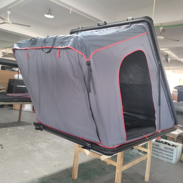 Wholesale Customized Roof Tent Car Aluminum Roof Top Tents for Camping Rooftop Tent 4 Person
