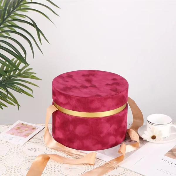 Pink Rose Paper Cylinder Rigid Cardboard Biodegradable Packaging With Hat Round Tube