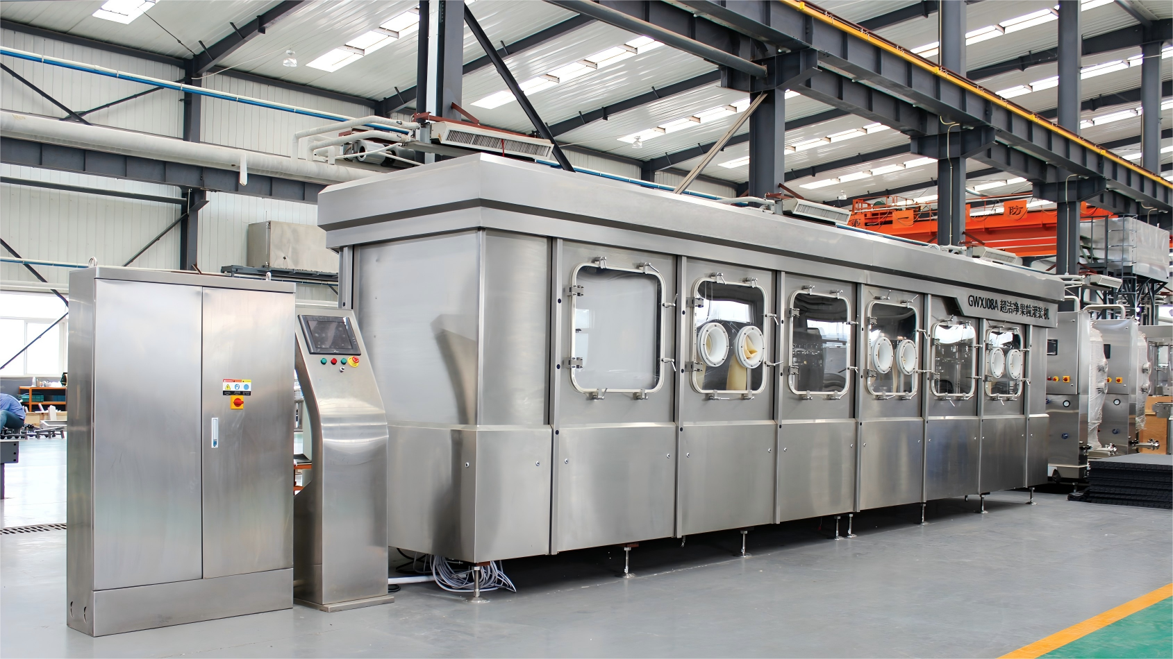 Fully Automatic PET Plastic Water Bottle Molding Machine For Pure Water Production