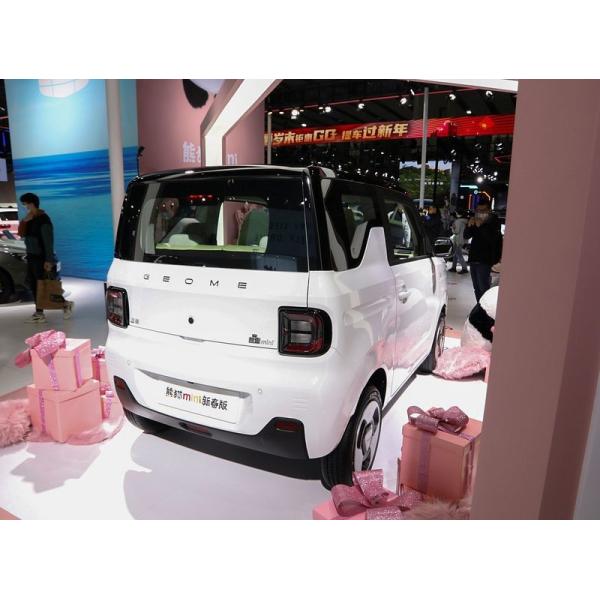 Хэтчбека мест автомобилей 4 панды энергия 120km NEDC мини EV Geely электрическая новая