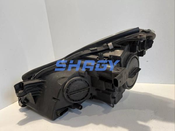 For Mercedes-Benz W219  E240 E230 E260  E300  E-Class (2002-2010)  A2198201061 Front Headlights