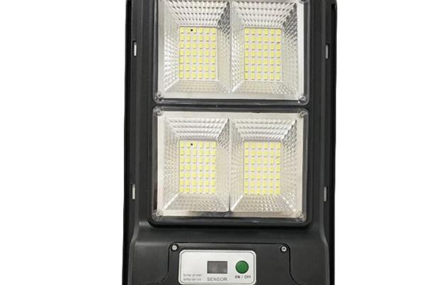 200W Parking Lot 110lm/W All In One LED Solar Street Light