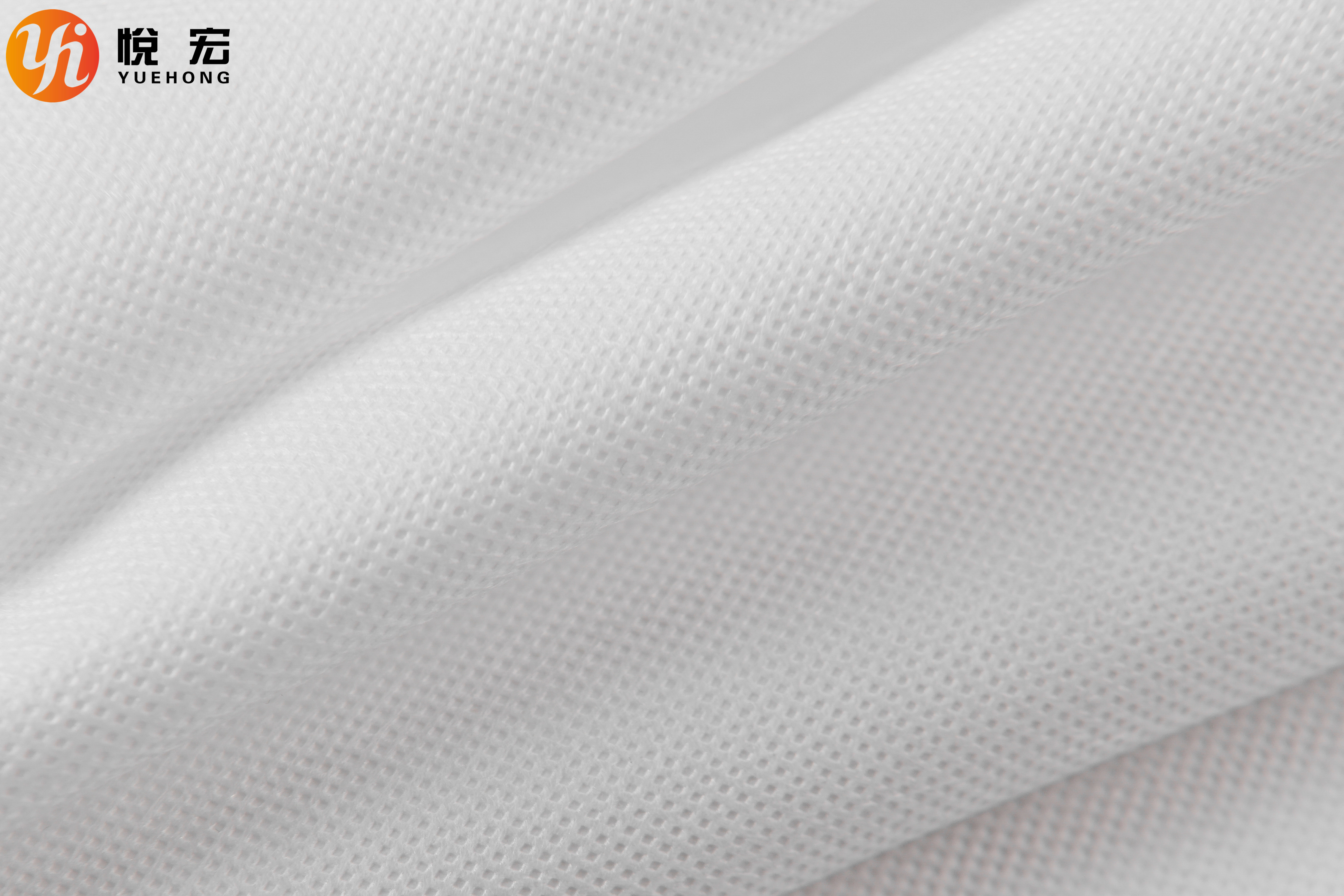 TPU  Woven Fabric Waterproof 95GSM Breathable Non Woven Polypropylene Fiber