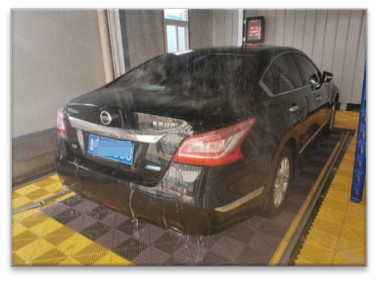 New Risense Single Arm Touchless Car Wash Machine 360 Degree