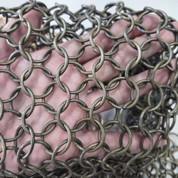 Bronze Color Metal Ring Mesh 1.5x15mm As Space Partitions For Shopping Mall