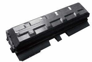 Customizable Natural Rubber Splash Guard Tracks for Engineering Vehicles with Low Vibration