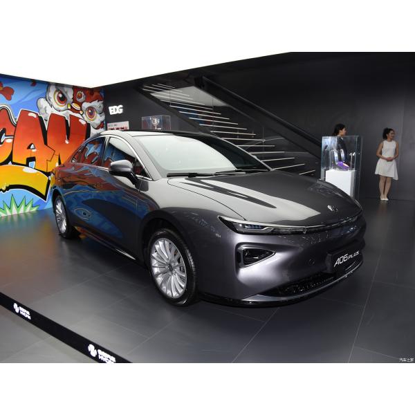 160KW Potencia total del motor 2024 Hycan A06 PLUS Versión de lujo eléctrico puro con 520KM de largo alcance y tipo de combustible híbrido