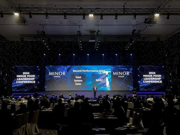 P8 Armário de Alumínio de Espetáculo de Escenário LED IP65 Full Color Chipset 1/4 Modo de Análise 7500cd/Sq Brilho