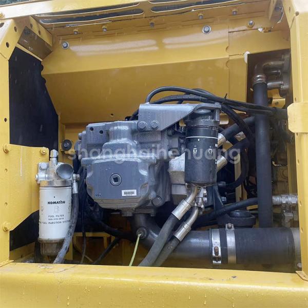 Used Japanese construction machinery Komatsu PC200 excavator with 0.8m3 bucket capacity