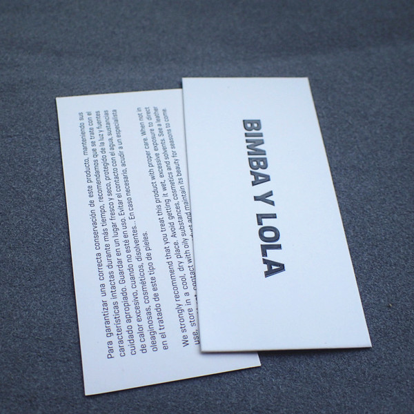 Белые бирки качания одежды OEM 36pt картона