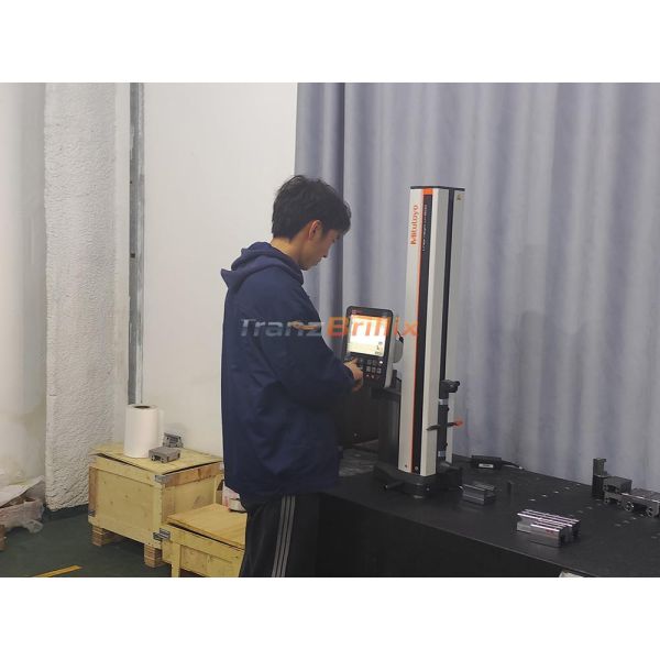 RGH25HA Roller Linear Guide Block for Heavy Load CNC Systems
