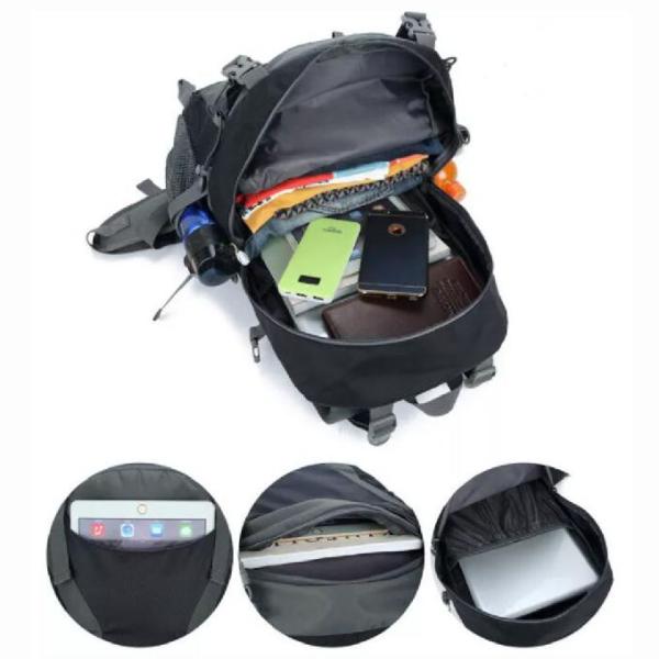 Профессиональное пешее перемещение взбираясь на открытом воздухе располагаясь лагерем легковес сумки рюкзака