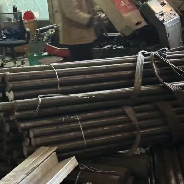 ASTM A276 316L Ярко-черный столб из нержавеющей стали на заказ для резки любой длины