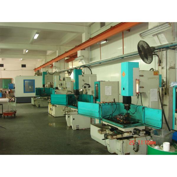 Обслуживание инжекционного метода литья полости холодного бегуна Multi, прессформа впрыски NAK80 пластиковая