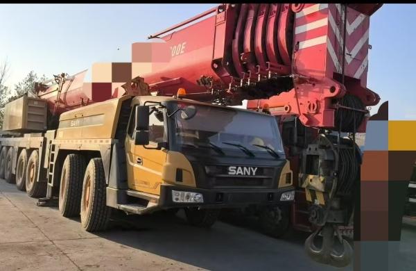 2020 Grue de camion mobile à vendre 300 tonnes Source directe Hauteur maximale de travail 81 mètres