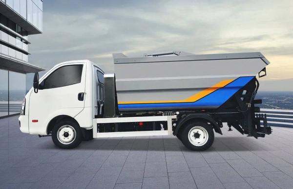 Pure Electric Self-Loading Garbage Truck Meeting the Demands of Custom's Requirements for Waste Management