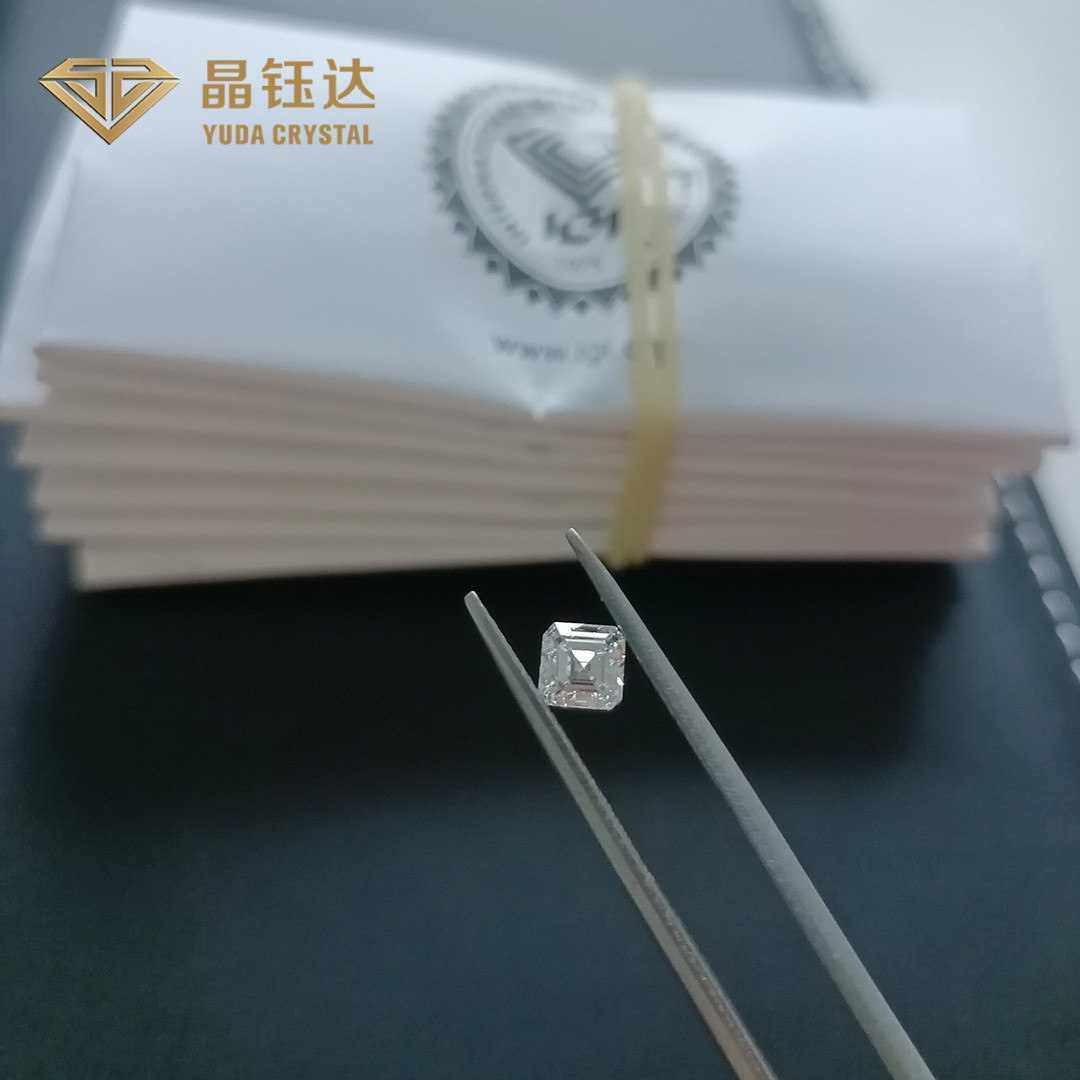 Отполированный диамант созданный лабораторией Asscher отрезал VVS HPHT/CVD с аттестацией IGI
