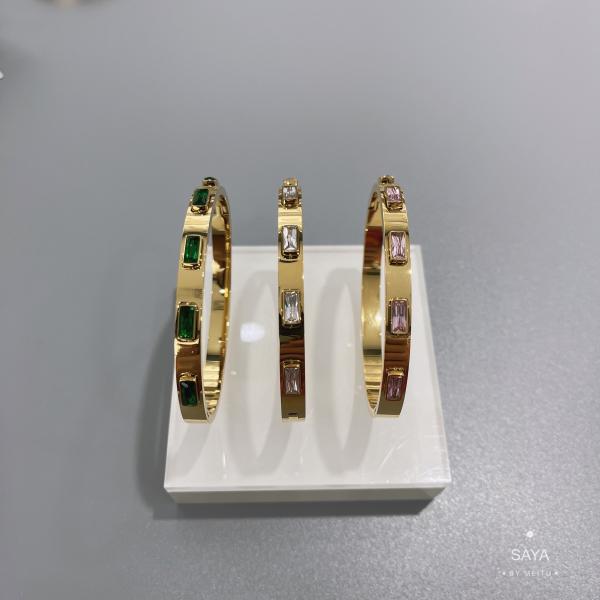 Luxury Large Colored Jewel Buckle Stainless Steel Bangle For Engagement
