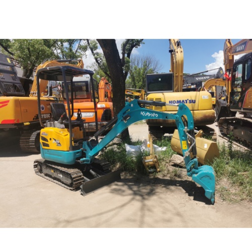 1570 kg de poids de fonctionnement Excavateur Kubota U15 pour vos besoins sur le chantier de construction
