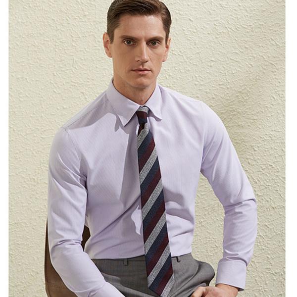 Camisa de bordado de manga curta sólida de moda masculina de verão Manga longa
